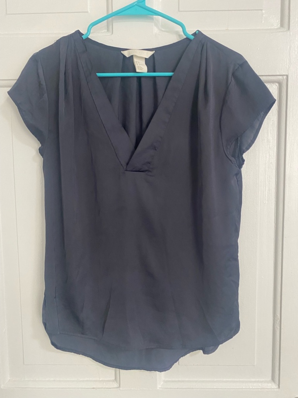 Women's Gray V-Neck Cap Sleeve Blouse